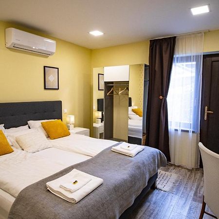 Fakapu Pince Es Panzio Bed & Breakfast Токай Екстериор снимка